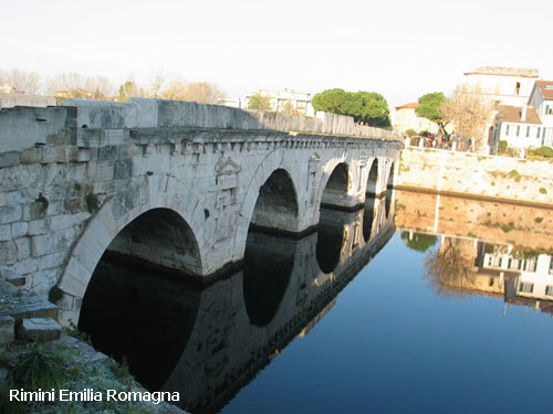 Vacanta in Rimini, Emilia-Romagna, vacante de vis, calatorie, insule si locuri de scufundat, top plaje de vis
