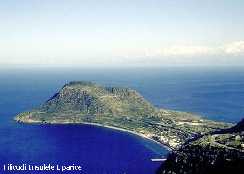Vacanta in Filicudi, Insulele Liparice, vacante de vis, calatorie, insule si locuri de scufundat, top plaje de vis
