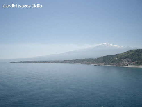 Vacanta in Giardini-Naxos, Sicilia, vacante de vis, calatorie, insule si locuri de scufundat, top plaje de vis