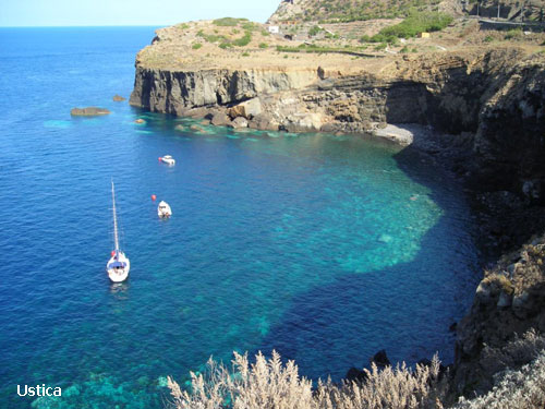 Vacanta in Ustica, vacante de vis, calatorie, insule si locuri de scufundat, top plaje de vis