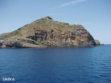 Vacanta in Ustica, vacante de vis, calatorie, insule si locuri de scufundat, top plaje de vis
