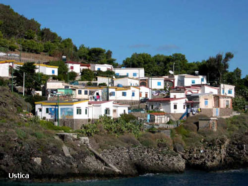 Vacanta in Ustica, vacante de vis, calatorie, insule si locuri de scufundat, top plaje de vis