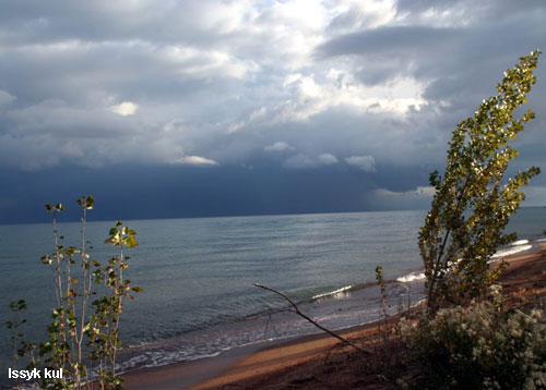Vacanta in Issyk kul, vacante de vis, calatorie, insule si locuri de scufundat, top plaje de vis