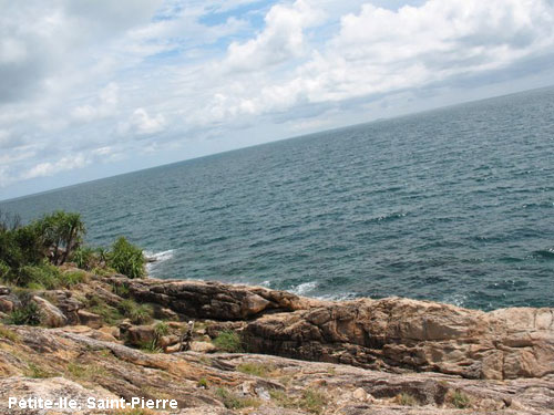 Vacanta in Petite-Ile, Saint-Pierre, vacante de vis, calatorie, insule si locuri de scufundat, top plaje de vis