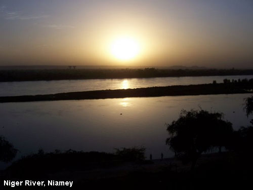 Vacanta in Niger River, Niamey, vacante de vis, calatorie, insule si locuri de scufundat, top plaje de vis