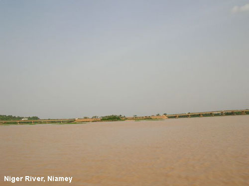 Vacanta in Niger River, Niamey, vacante de vis, calatorie, insule si locuri de scufundat, top plaje de vis